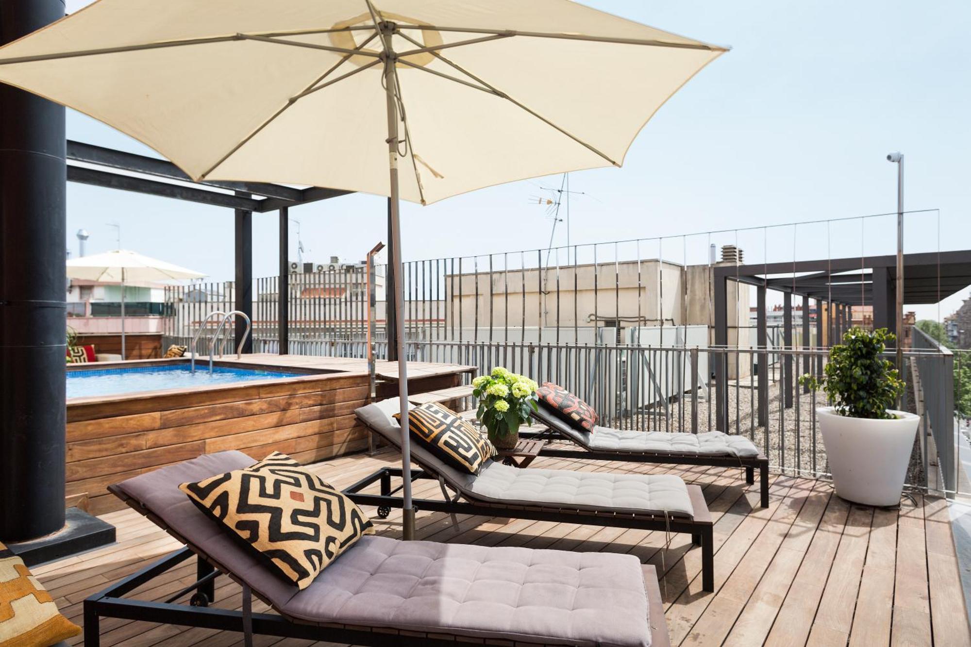 Apartment Barcelona Rentals - Pool Terrace In City Center Eksteriør bilde