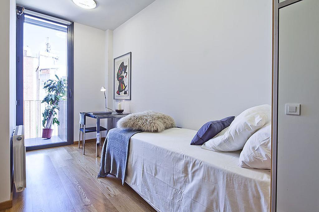 Apartment Barcelona Rentals - Pool Terrace In City Center Eksteriør bilde