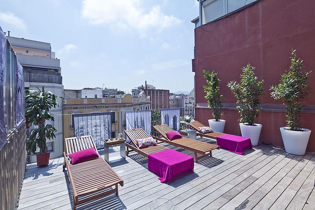 Apartment Barcelona Rentals - Pool Terrace In City Center Eksteriør bilde
